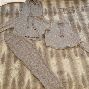 The entire Gymshark slounge set in gray